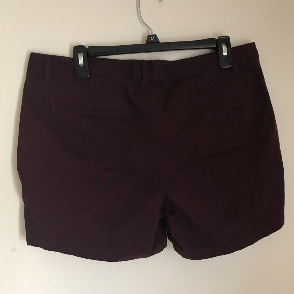 Shorts - Picture 2 of 3